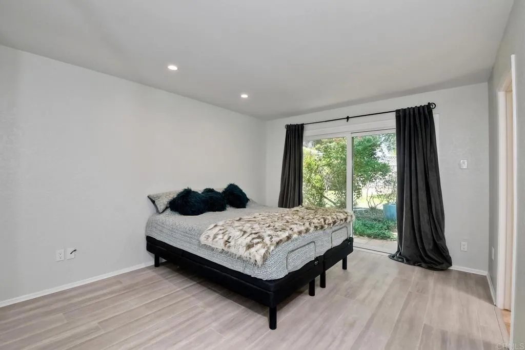https://cdn.realtyfeed.com/cdn/127/305798807/932c18d0bd25a2769268377cd0b94fbe.webp
