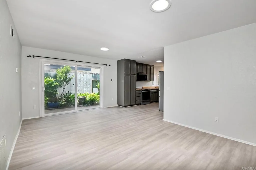 https://cdn.realtyfeed.com/cdn/127/305798807/f023823e111c5bbd4ca5795220b014ed.webp