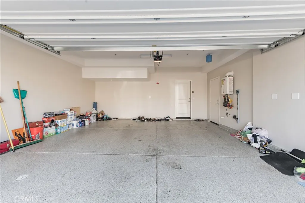 https://cdn.realtyfeed.com/cdn/127/305799463/f5192ff91aaf205806f88431997f10bd.webp