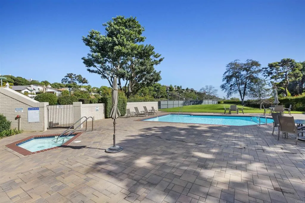 https://cdn.realtyfeed.com/cdn/127/305807074/0c6276649d41eb4a1af64d71433dd090.webp