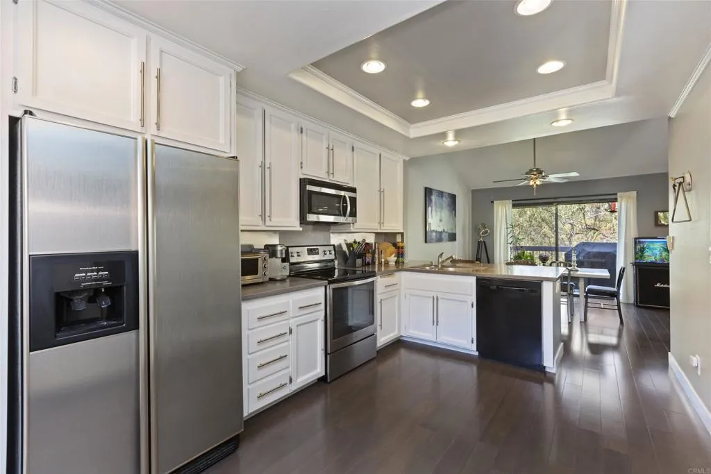 https://cdn.realtyfeed.com/cdn/127/305807074/15c2f66525cbceba69950a3b3fd957be.webp