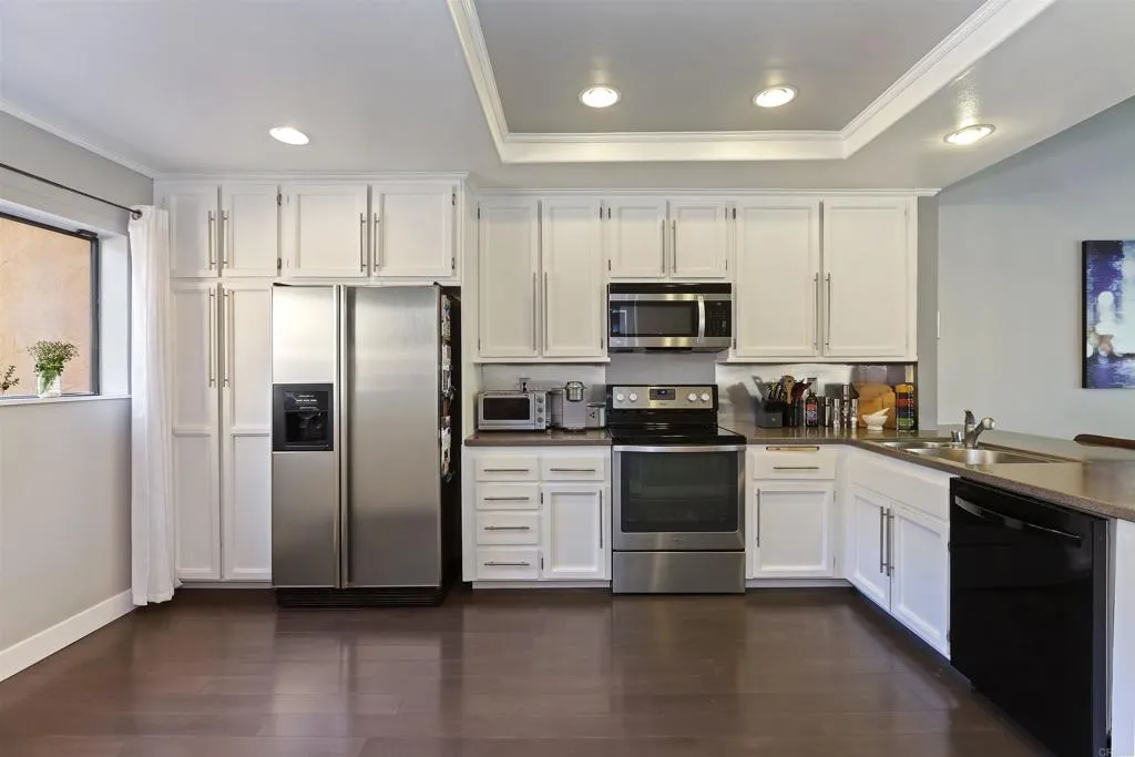 https://cdn.realtyfeed.com/cdn/127/305807074/50290697169787bbfcd5551b13ace3e2.webp