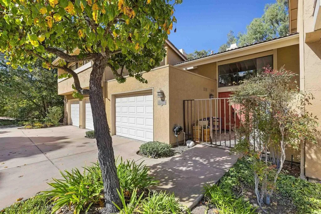 https://cdn.realtyfeed.com/cdn/127/305807074/b2bc5a6eb806dfa91ac0ab2308f81459.webp
