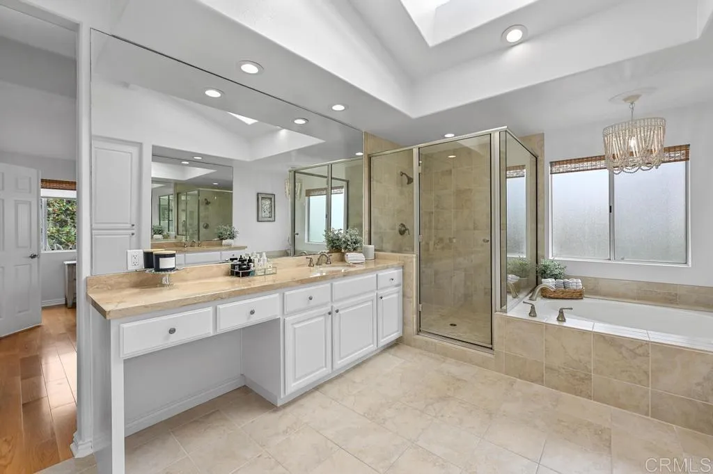 https://cdn.realtyfeed.com/cdn/127/305808980/0ea17524d55957fbf78cacbfd0f5d36d.webp
