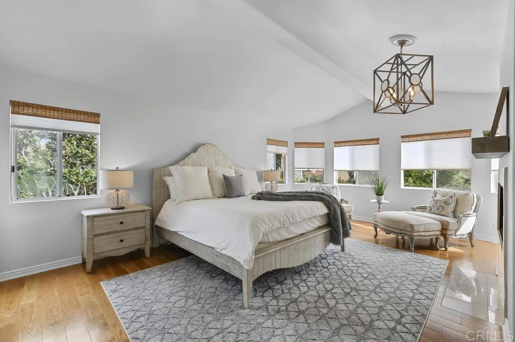 https://cdn.realtyfeed.com/cdn/127/305808980/4534340fb2c2fcb156efeb30aa93bbb8.webp