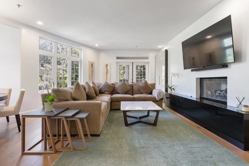https://cdn.realtyfeed.com/cdn/127/305809357/e51c3d35d2ac91404ffef0703c7abf6b.webp