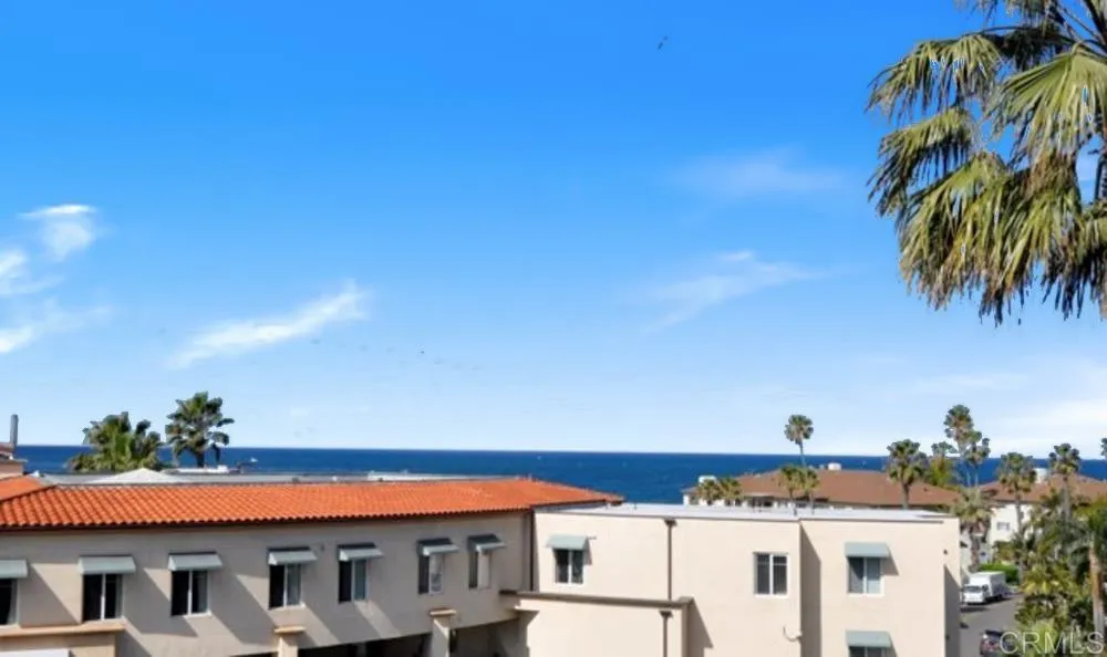 https://cdn.realtyfeed.com/cdn/127/305810309/8a06e0f67c54fc0e1416b2b554e6d6bd.webp