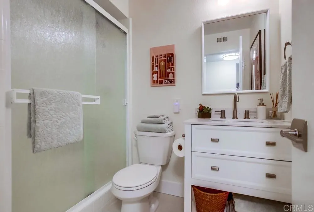 https://cdn.realtyfeed.com/cdn/127/305810489/256aef8c29357e49ee6c6020f0f54f85.webp