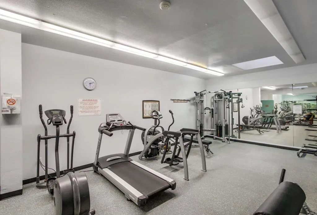 https://cdn.realtyfeed.com/cdn/127/305810489/5ace24748be44f84d6955eb95180c6ec.webp