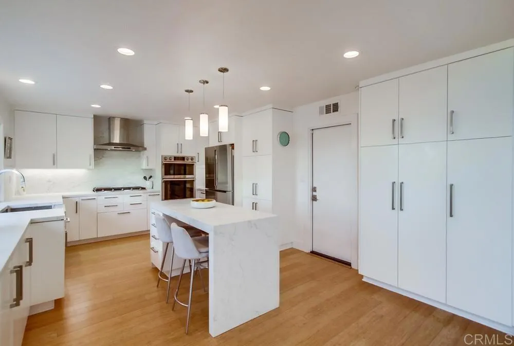 https://cdn.realtyfeed.com/cdn/127/305810489/a6171f7b3e25ff502ad370763f98ab87.webp