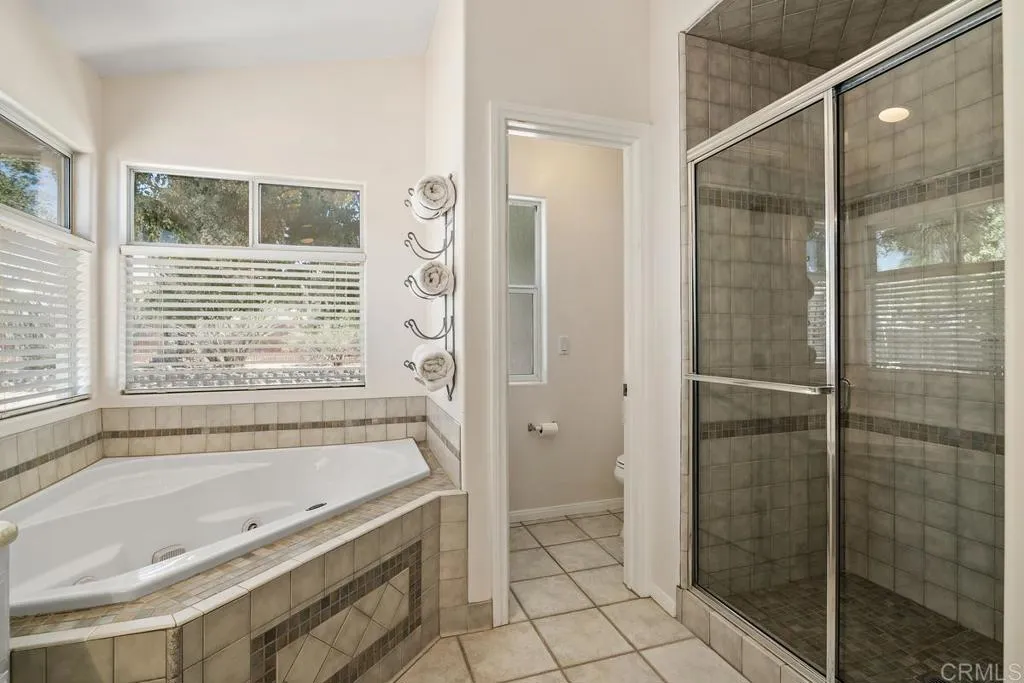 https://cdn.realtyfeed.com/cdn/127/305810635/154ac420f1aa518a9c512c11e04ba12f.webp