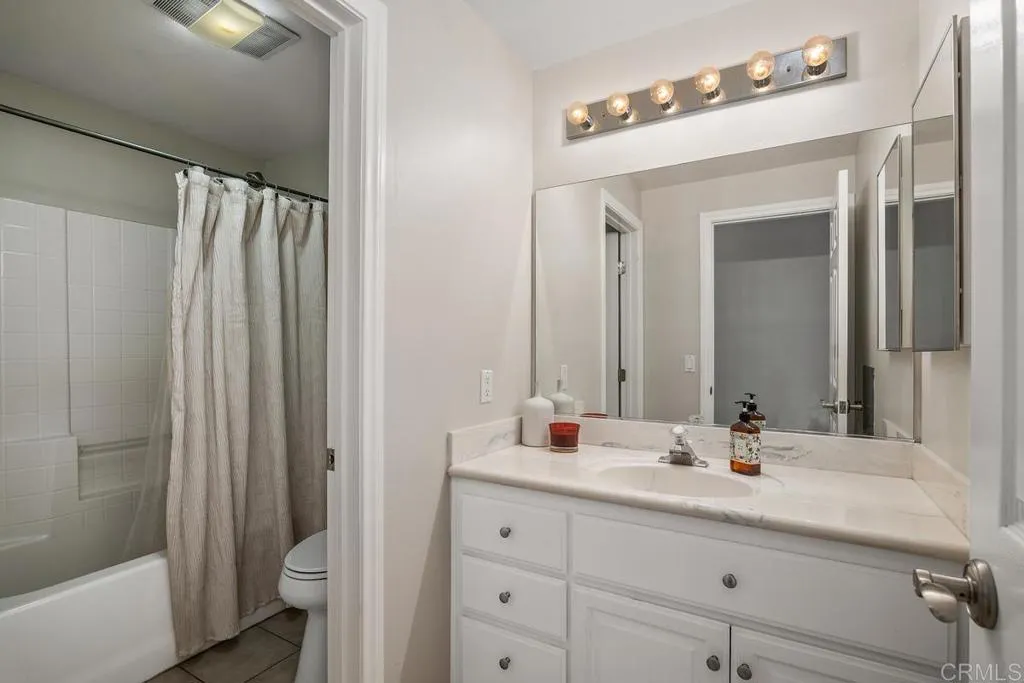 https://cdn.realtyfeed.com/cdn/127/305810635/5ba04e62b380a501629cfb35878f2615.webp