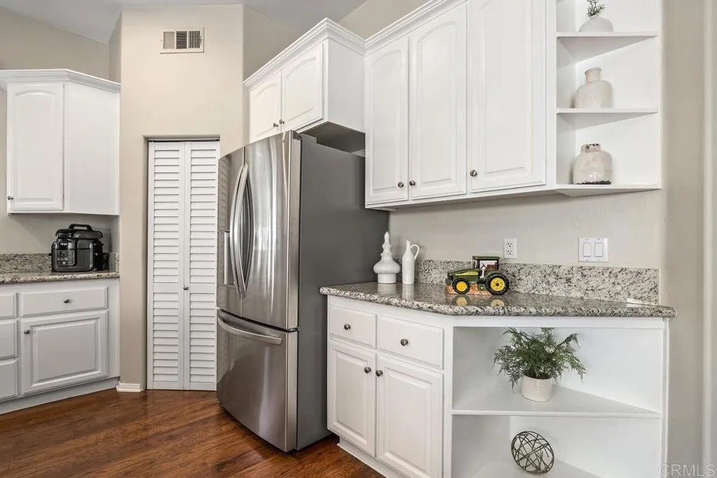 https://cdn.realtyfeed.com/cdn/127/305810635/61c7ef6806ac03f1ddb978235a1bf5c8.webp