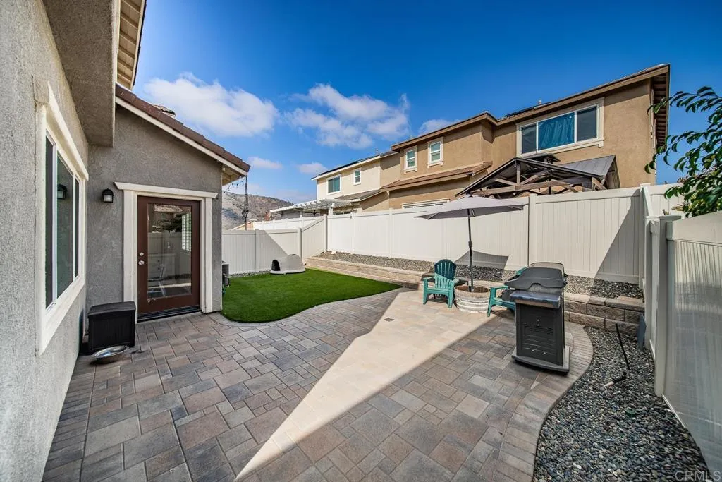 https://cdn.realtyfeed.com/cdn/127/305811100/2b060fa2ac2dba5924fcc88e75d9443f.webp