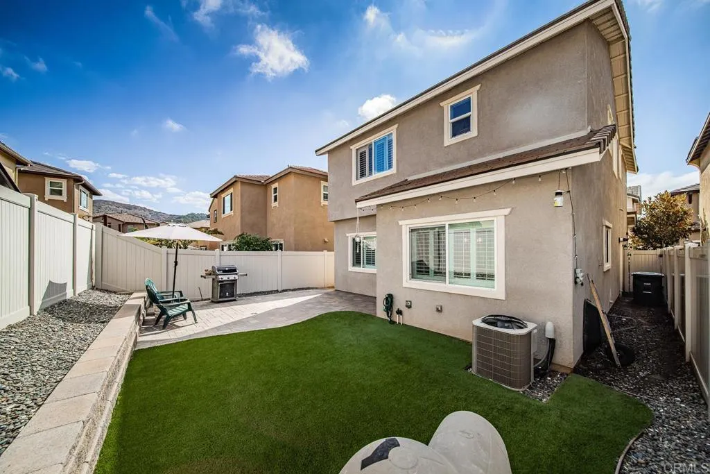 https://cdn.realtyfeed.com/cdn/127/305811100/38c43b8493afd95b859e591a3991aa23.webp