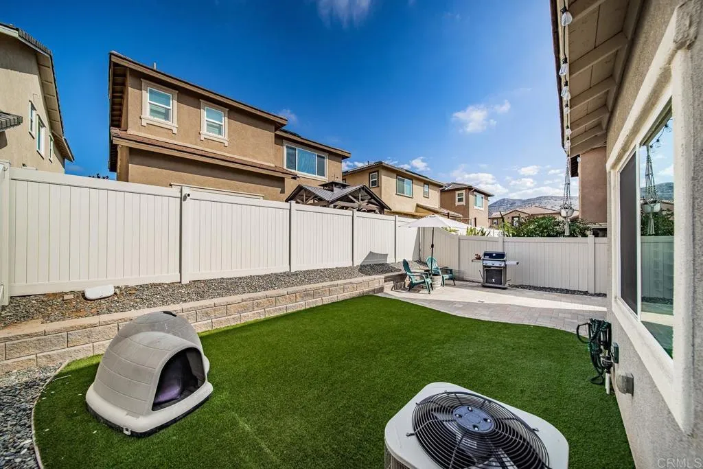 https://cdn.realtyfeed.com/cdn/127/305811100/5238ca23ec899d8ab570bfc2480bbd03.webp