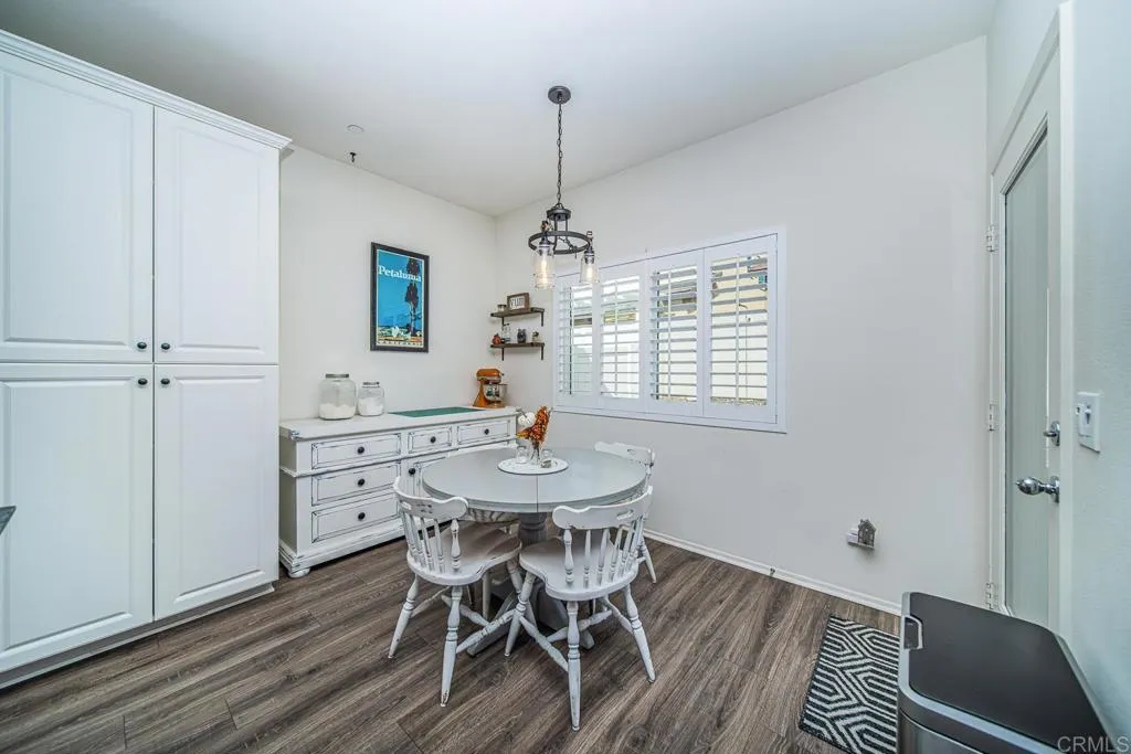 https://cdn.realtyfeed.com/cdn/127/305811100/a88166799bf70a8b51a20f030e48bff5.webp