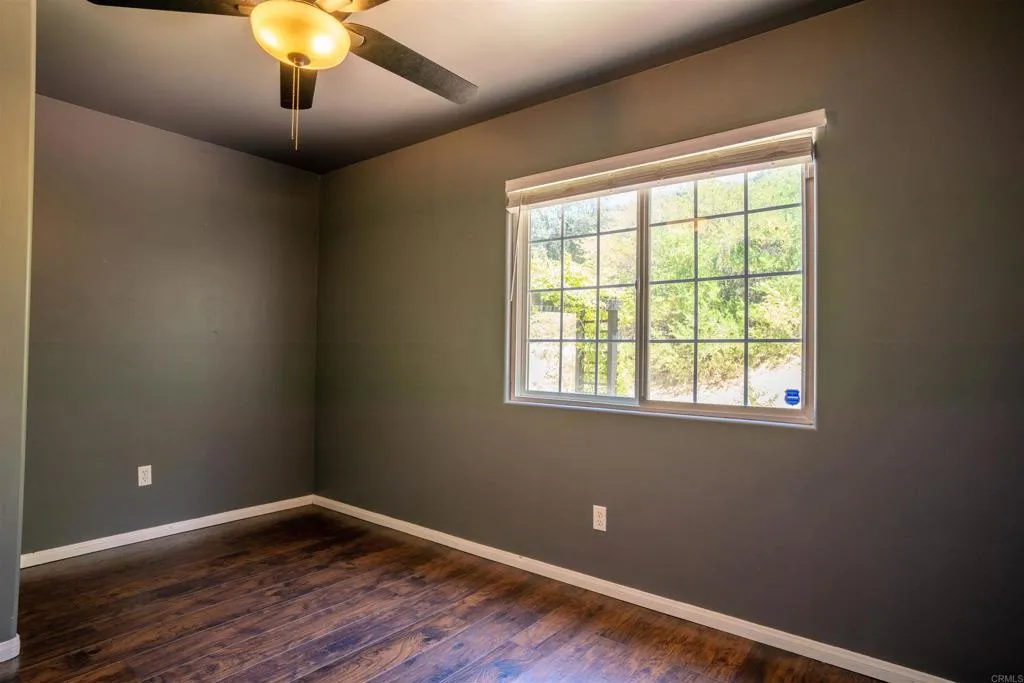 https://cdn.realtyfeed.com/cdn/127/305811337/8fd399da859a86499cc24b9ef2423442.webp