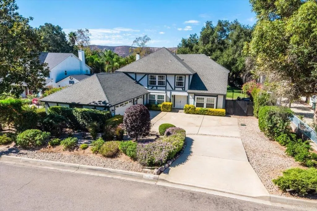 https://cdn.realtyfeed.com/cdn/127/305811388/09e2ed932b10b76a05d36c03bffa7b76.webp