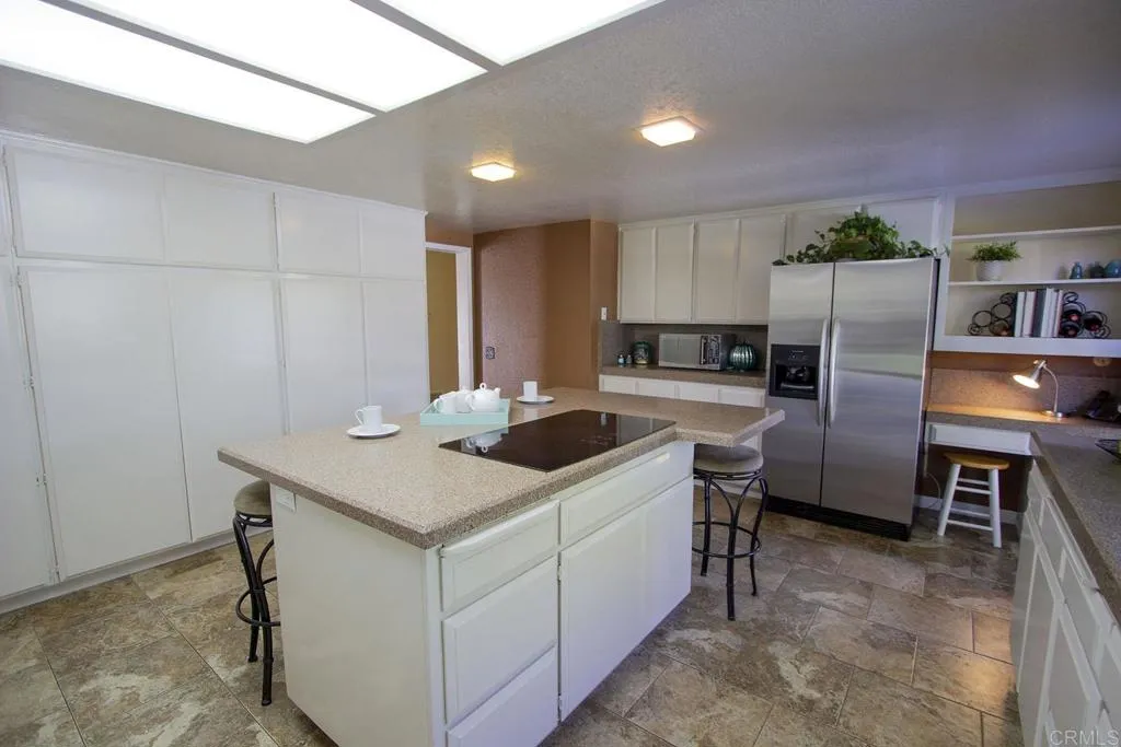 https://cdn.realtyfeed.com/cdn/127/305811388/13c2c24689c352d5a09122ef44877fd8.webp