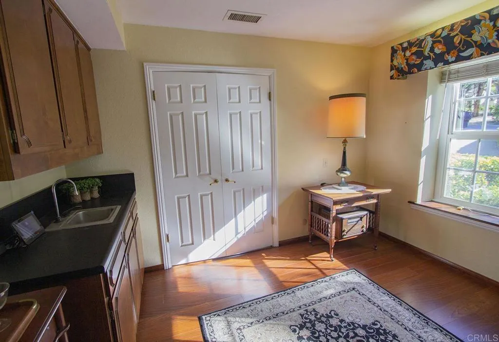 https://cdn.realtyfeed.com/cdn/127/305811388/768e1be9ae2ea9349aad59f1f2c41ae7.webp