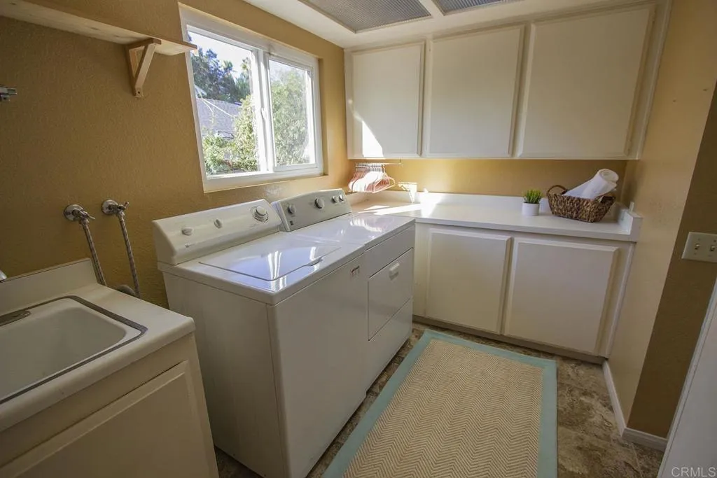 https://cdn.realtyfeed.com/cdn/127/305811388/9c920f2fbbebae8b93e9fd3abf48be09.webp