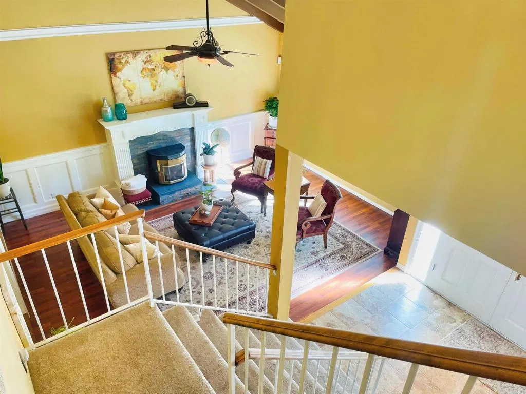 https://cdn.realtyfeed.com/cdn/127/305811388/aa3a4c1468e0c01521a881ea715b6a01.webp
