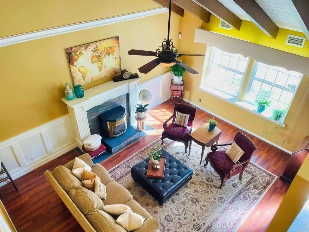 https://cdn.realtyfeed.com/cdn/127/305811388/cfed33b320d2b9c63fc165de882a6fc1.webp