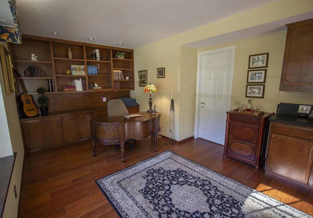 https://cdn.realtyfeed.com/cdn/127/305811388/d8b001d8fa5df21b71f75ba762540ad2.webp