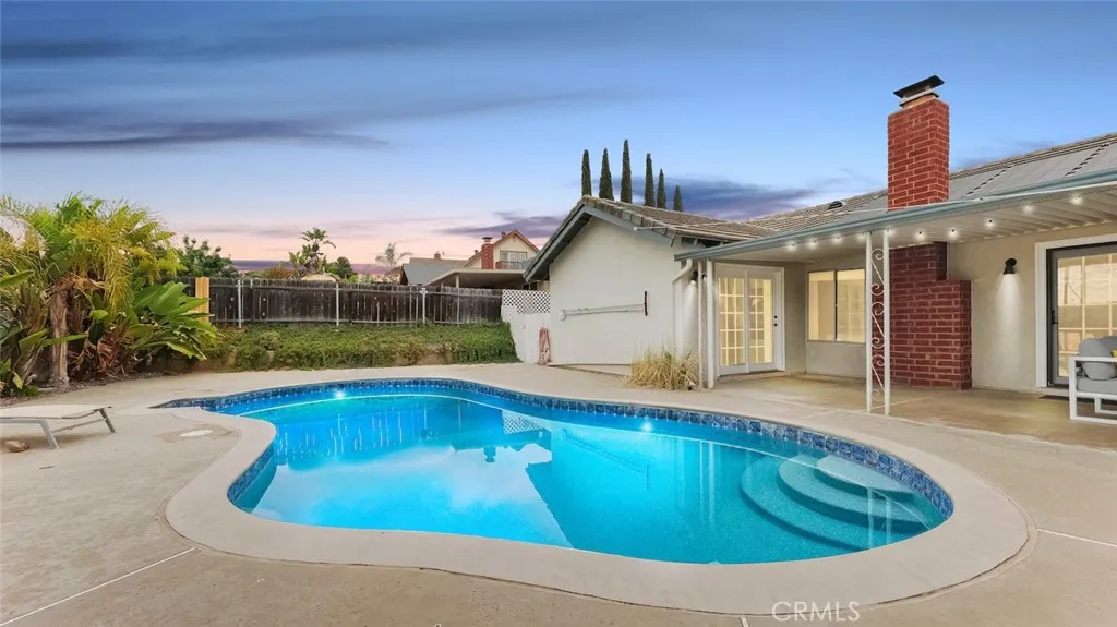 https://cdn.realtyfeed.com/cdn/127/305813506/e125072da371a07f60752273a31fd213.webp