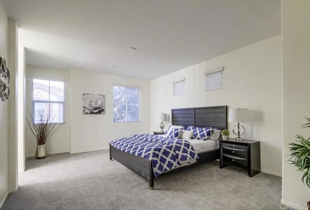 https://cdn.realtyfeed.com/cdn/127/305814317/879ab42ac335130d7c18ba0cc69b972a.webp