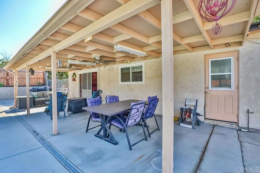 https://cdn.realtyfeed.com/cdn/127/305814830/c9888a37153cc9d584f047b5d394d724.webp