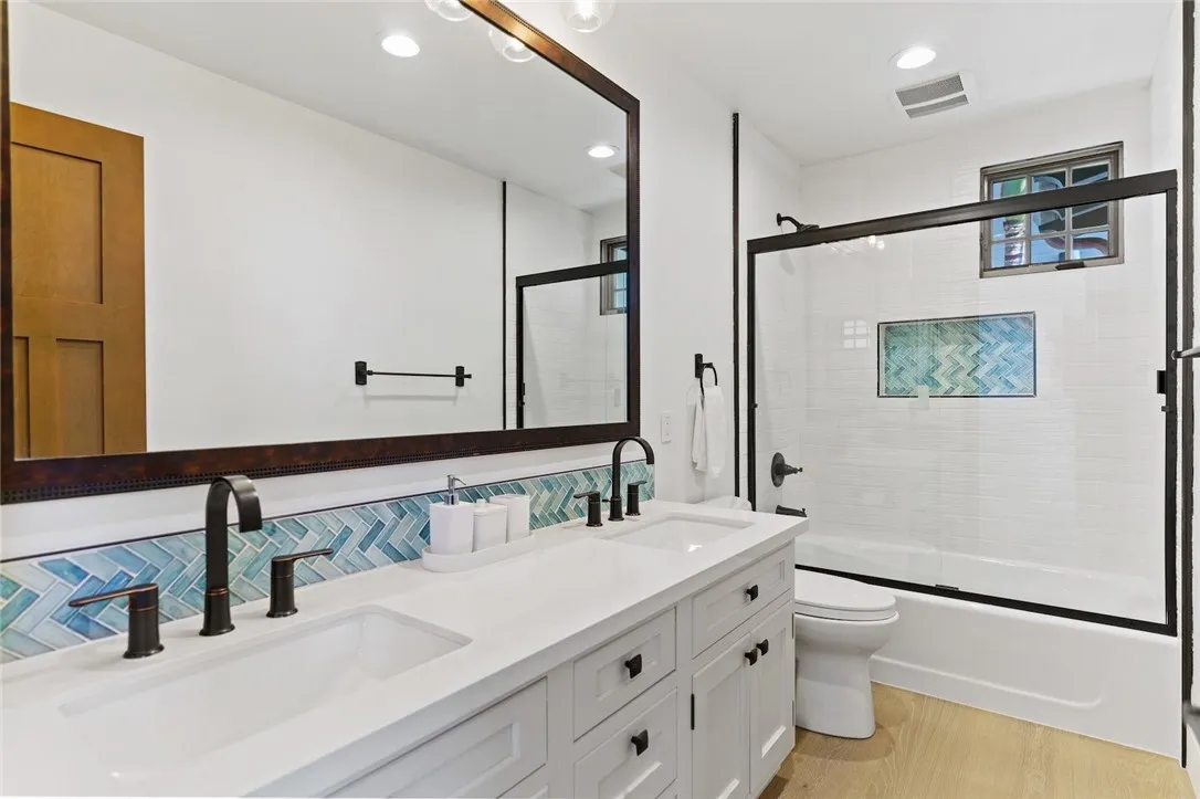 https://cdn.realtyfeed.com/cdn/127/305816198/4d6fffd5107f8f3e90143f002d8f7bad.webp