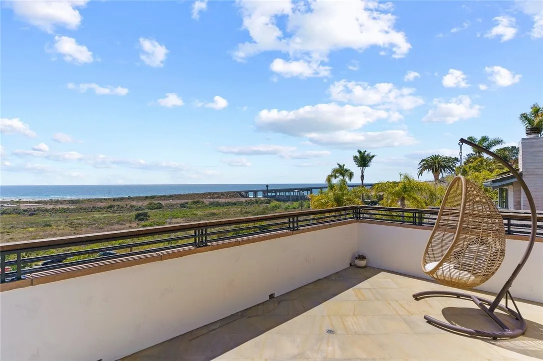 https://cdn.realtyfeed.com/cdn/127/305816198/80096aa7d1bda3f622fb63f6ebcddcaa.webp