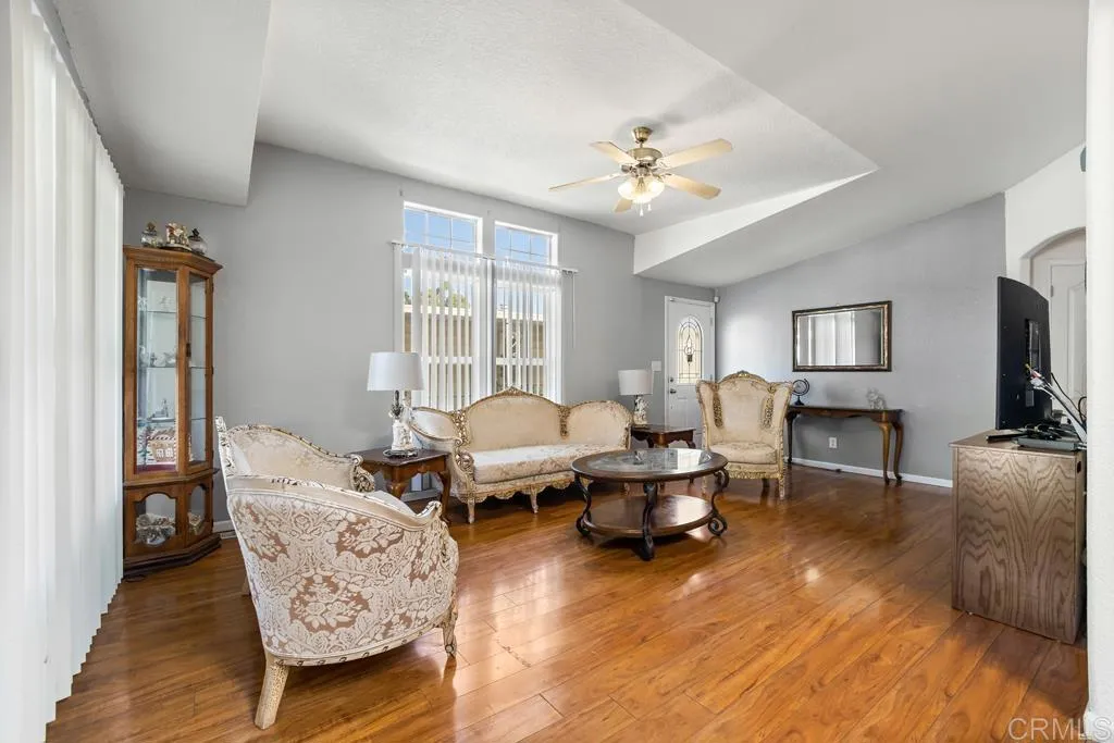 https://cdn.realtyfeed.com/cdn/127/305817036/d5d24f9cd16a03ea86b08fd558aad3df.webp