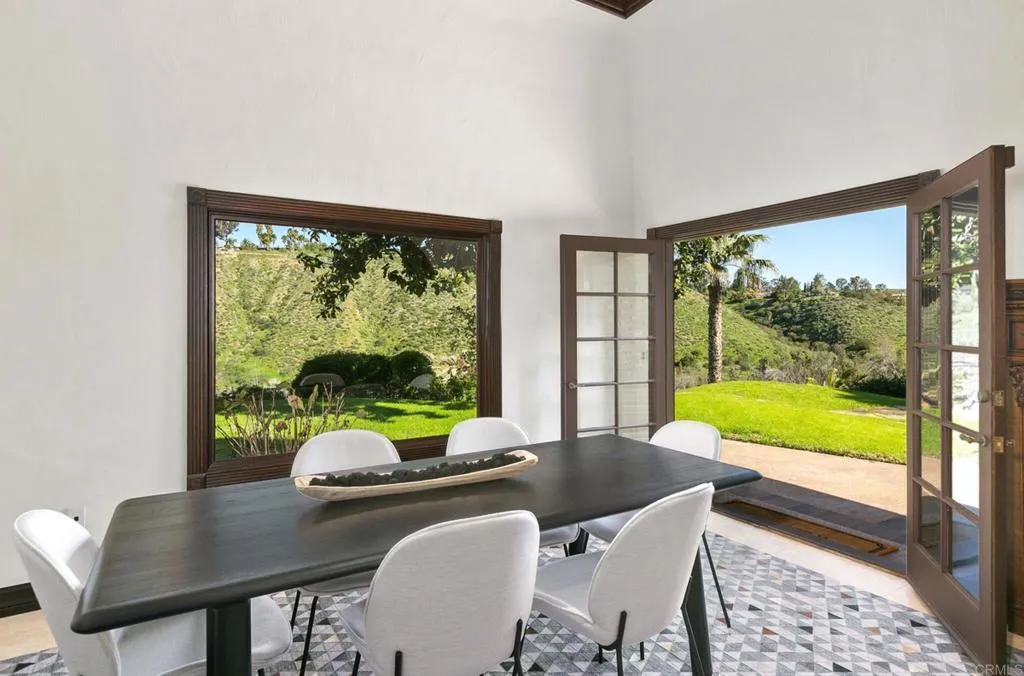 https://cdn.realtyfeed.com/cdn/127/305817710/268db4d3647b042d36f9c18f94aea321.webp