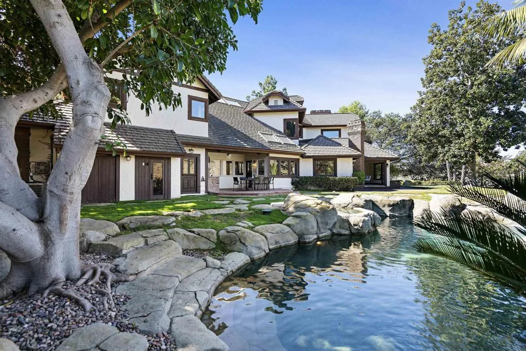 https://cdn.realtyfeed.com/cdn/127/305817710/5b0b5b183d7850437cc7a7ea51a84fb3.webp