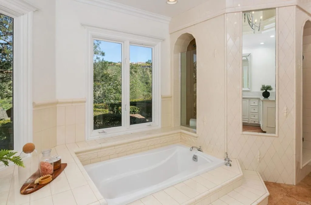 https://cdn.realtyfeed.com/cdn/127/305817710/7f8d9c6534b26ce326c692a03b3752ce.webp
