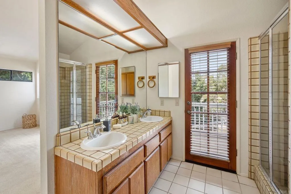 https://cdn.realtyfeed.com/cdn/127/305819357/3f13bb658bfbfb079a2336f11fbaa417.webp