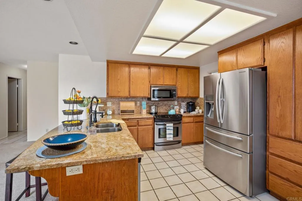 https://cdn.realtyfeed.com/cdn/127/305819357/472dd546c7c2ca3230e4d342e6a7edda.webp