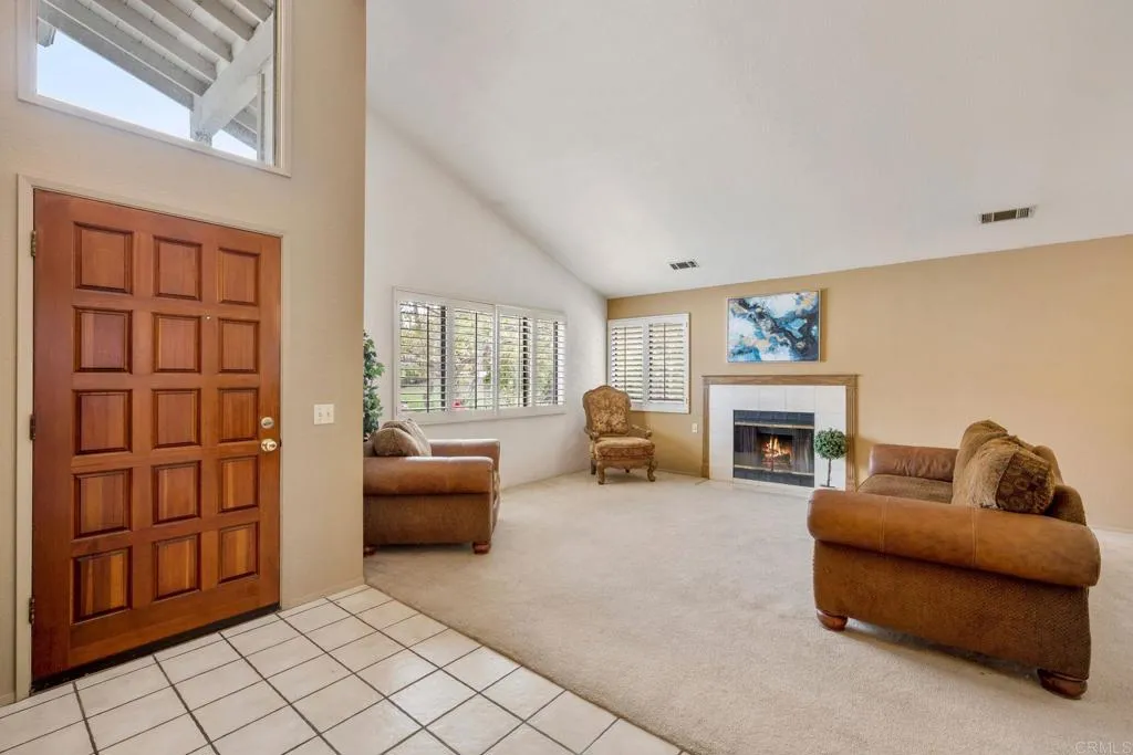 https://cdn.realtyfeed.com/cdn/127/305819357/5dd68f6b3ca0511ca301d4869e9badc3.webp