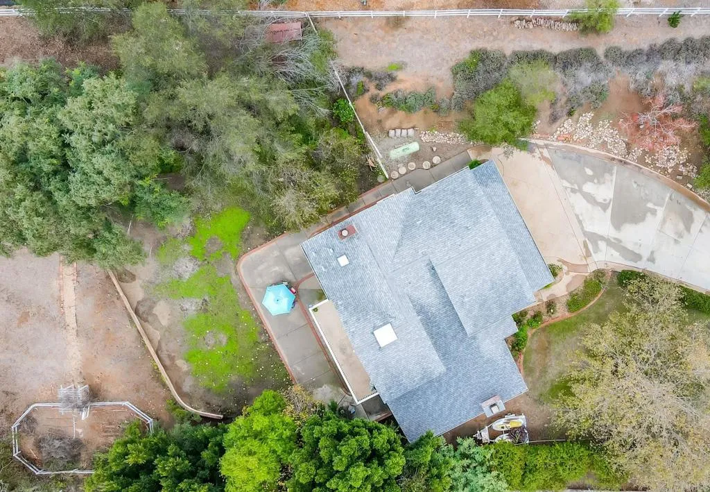 https://cdn.realtyfeed.com/cdn/127/305819357/fa8b89addc181165d702806df2e01f51.webp