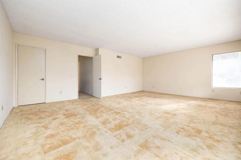 https://cdn.realtyfeed.com/cdn/127/305820700/9f11692040176bdeeb43d03a9ec1478d.webp