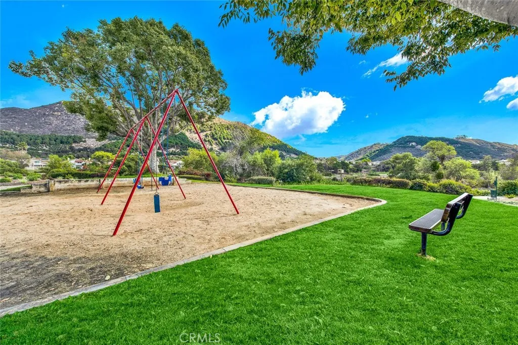 https://cdn.realtyfeed.com/cdn/127/305821102/30e0fbdf25240de4cc226c3a788d352c.webp
