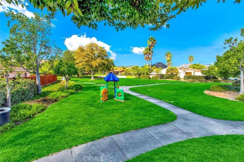 https://cdn.realtyfeed.com/cdn/127/305821102/84486a1b48568ba886106c2e577b455c.webp