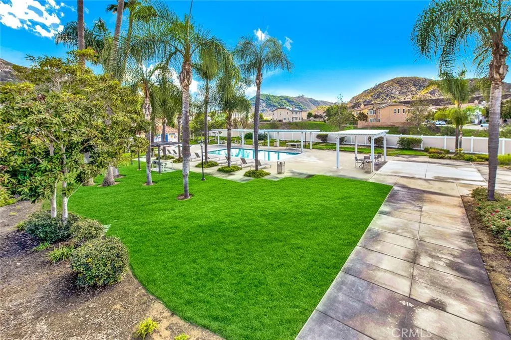 https://cdn.realtyfeed.com/cdn/127/305821102/e50a7d574f228dc5999343c5bd72cc71.webp