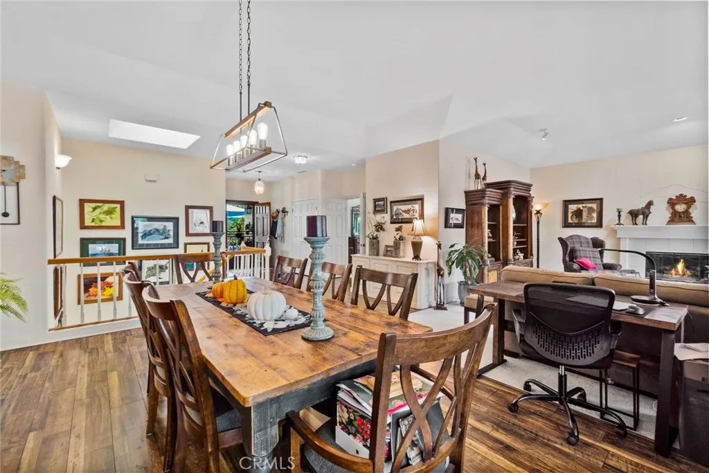 https://cdn.realtyfeed.com/cdn/127/305824804/6c2319d34569d878c39005c84804f308.webp