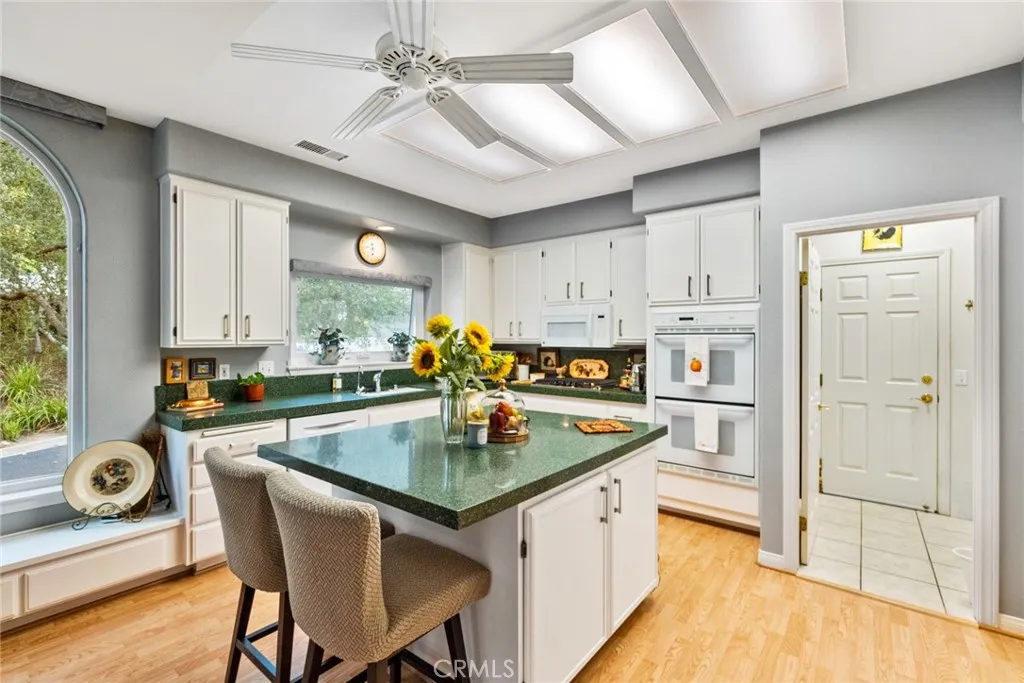 https://cdn.realtyfeed.com/cdn/127/305824804/c1f9cf7e7abe3c045a47163403edd09b.webp