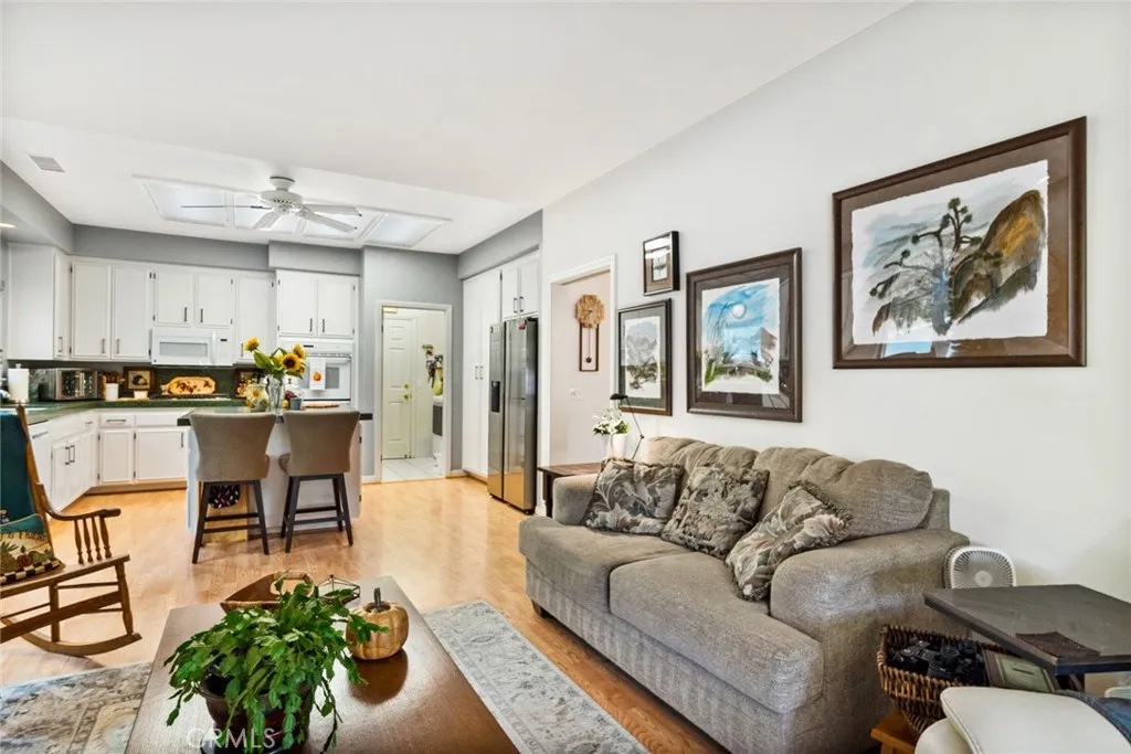 https://cdn.realtyfeed.com/cdn/127/305824804/d503763d38cbf8d634fee2111e4d5b77.webp