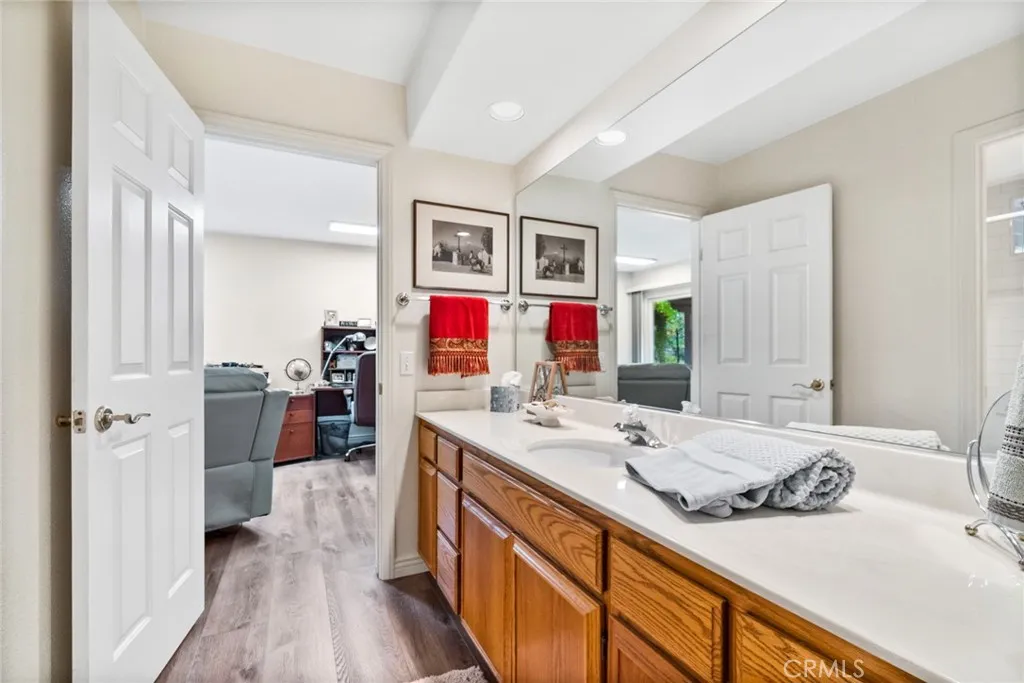 https://cdn.realtyfeed.com/cdn/127/305824804/ee6be3f59f2f04dcc74729bfbf317bfe.webp